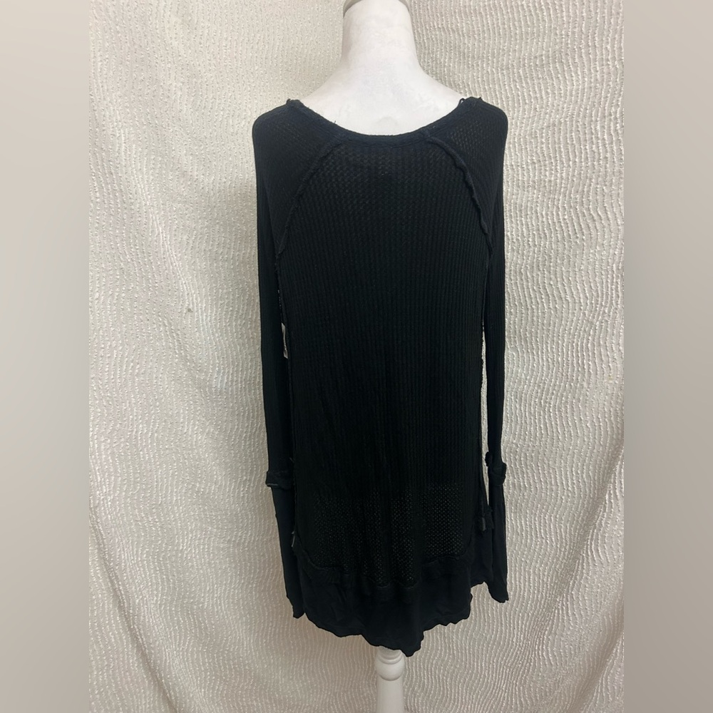 We The Free People Laguna Thermal Waffle Top Long Sleeve Black Size XS Oversized - Picture 7 of 14
